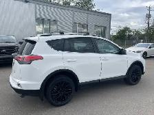 2018 Toyota RAV4 SE AWD/NAVI/CAM/LEATHER/ROOF/LOW KM - Photo 7