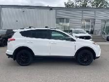 2018 Toyota RAV4 SE AWD/NAVI/CAM/LEATHER/ROOF/LOW KM - Photo 8