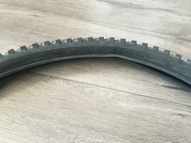 bike tire, 26x1.95