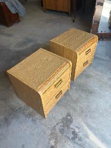 Free delivery used Pair of Oak-Look Nightstands with 2 Drawers - Photo 4