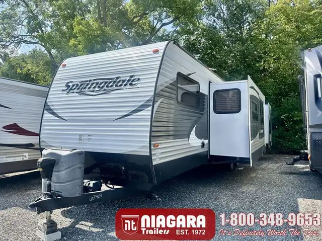 2014 KEYSTONE SPRINGDALE 38FL Park Model