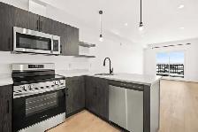 LUXURY 2 Bedroom Apartment! With Fitness Centre! - Photo 9