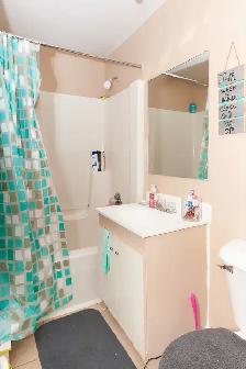 Spacious 1 Bed July 1st $1,295 Free heat & water 1 bedroom - Photo 5