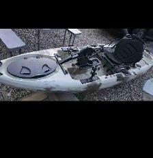 PREMIUM PEDAL DRIVE FISHING KAYAK - IN GREAT CONDITION