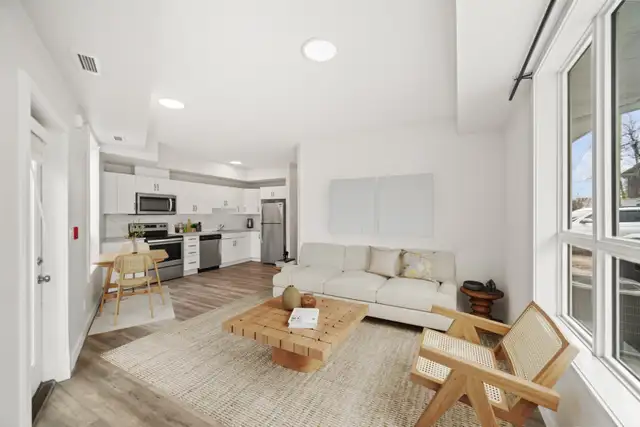 Spacious 2 Bedroom Apartment! Move In Ready!