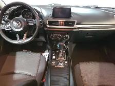 2017 Mazda MAZDA3 GX - Photo 12