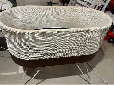 SNOO smart sleeper bassinet with 3 sleeps sacs - Photo 2