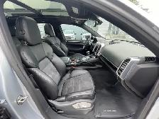 2017 Porsche Cayenne Platinum Edition/AWD/NAVI/B.CAM/LEATHER/PAN - Photo 9