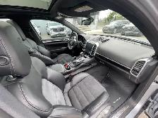 2017 Porsche Cayenne Platinum Edition/AWD/NAVI/B.CAM/LEATHER/PAN - Photo 10