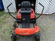 POUR BRICOLEUR TRACTEUR HYDROSTATIQUE 202 HP - Photo 2