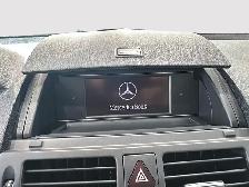 2010 Mercedes-Benz C300 4MATIC Sedan Low km's! Great value! - Photo 7