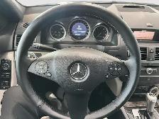 2010 Mercedes-Benz C300 4MATIC Sedan Low km's! Great value! - Photo 10