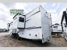 2024 Grand Design Solitude 380FL - Photo 6