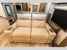 2024 Grand Design Solitude 380FL - Photo 12