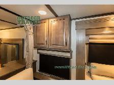 2024 Grand Design Solitude 380FL - Photo 28