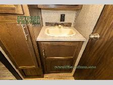 2018 Forest River RV Cherokee 234VFK - Photo 33