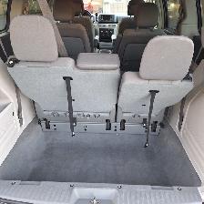 2012 Volkswagen Routan Trendline, only 114,300 km! 25 service re - Photo 20
