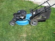 Lawnmower - Photo 2