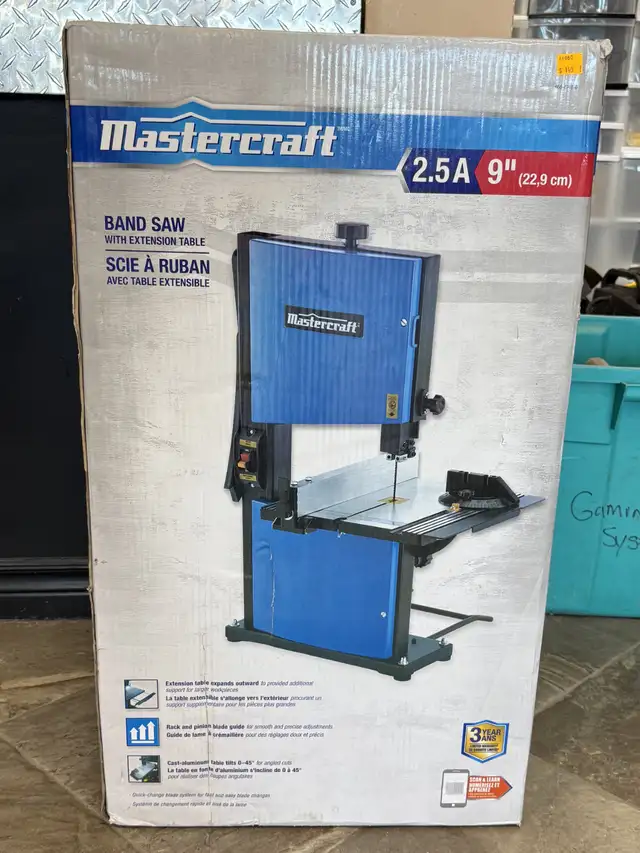NEW SEALED Mastercraft 9' Corded Bandsaw with Extension Table
