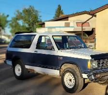 1986 Chevy S10 Blazer 4X4 - Photo 3