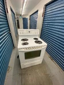 FRIDGDAIRE WHITE COIL ELECTRIC STOVE - Photo 2