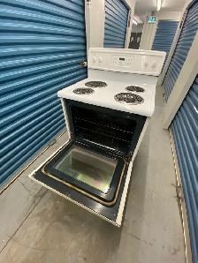 FRIDGDAIRE WHITE COIL ELECTRIC STOVE - Photo 7