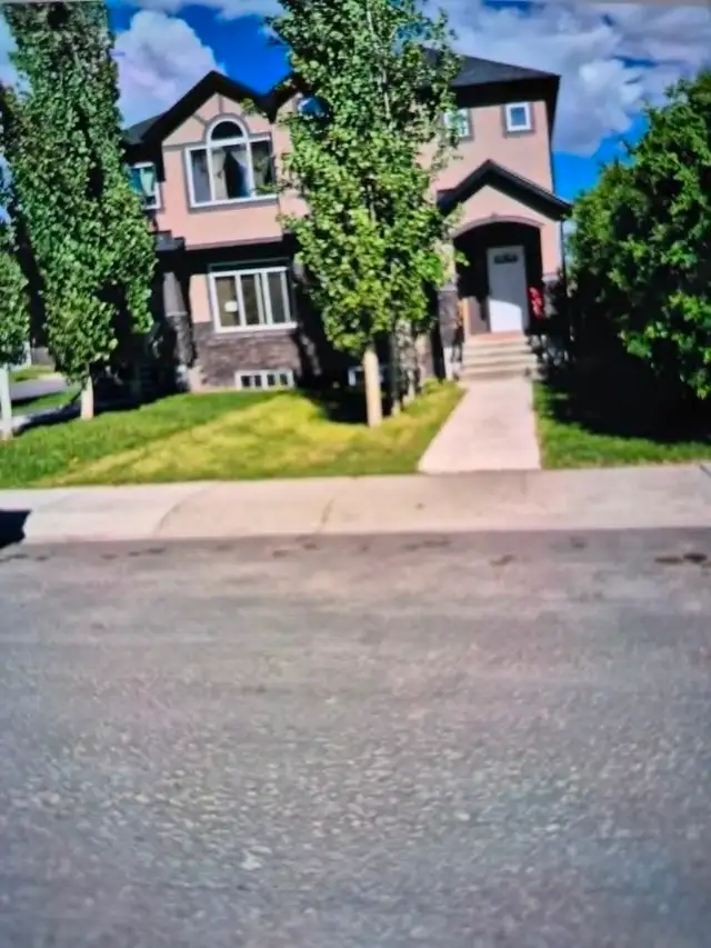 3 Bdrm 2.5Bthrm 2Lvrm House for Rent