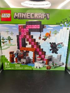 LEGO MINECRAFT THE PICKAXE MINE 21277