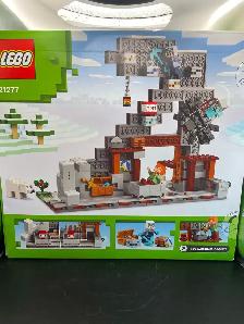 LEGO MINECRAFT THE PICKAXE MINE 21277 - Photo 2