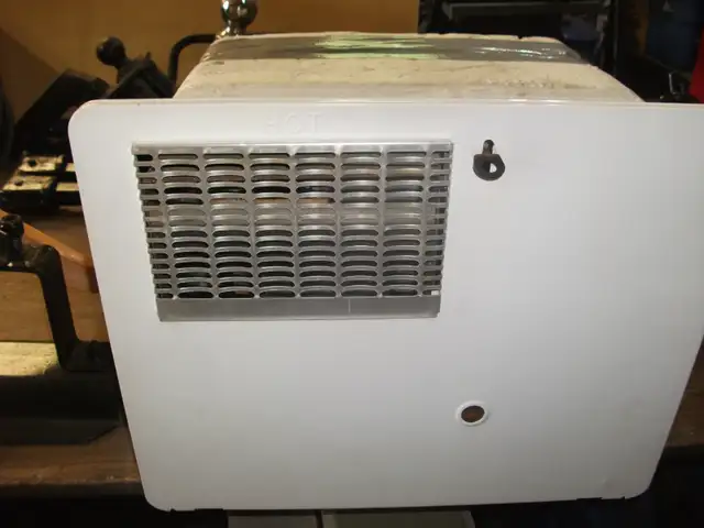 RV WATER HEATER