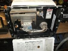 RV WATER HEATER - Photo 2