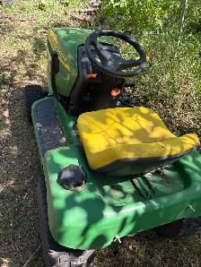 lawntractor - Photo 5