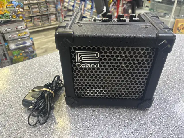 Roland Micro Cube Guitar Effects Amplifier
