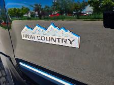 2019 Chevrolet Silverado 3500HD High Country / DUALLY / 4X4 / DI - Photo 5
