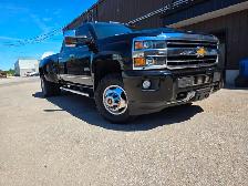 2019 Chevrolet Silverado 3500HD High Country / DUALLY / 4X4 / DI - Photo 14