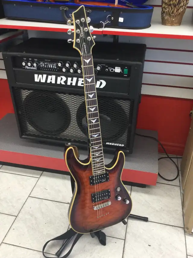 Guitare électrique SCHECTER Diamond Series
