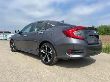 2016 Honda Civic Sedan Touring - Photo 2