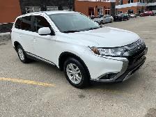 2020 Mitsubishi Outlander ES - Photo 3