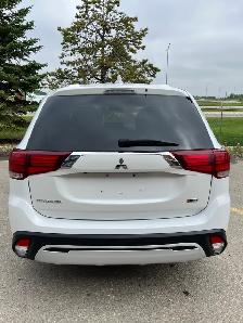 2020 Mitsubishi Outlander ES - Photo 8
