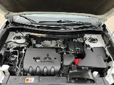 2020 Mitsubishi Outlander ES - Photo 9