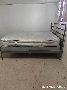 Sofa and bed for pick-up - Photo 2