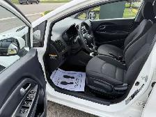 2014 Kia Rio - Photo 22