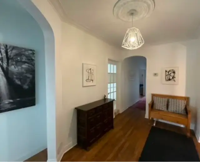 Grande chambre meublée et ensoleillée à louer