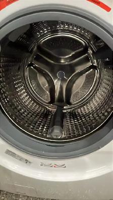 Samsung White 27" Stackable Washer and Dryer Set - Photo 5