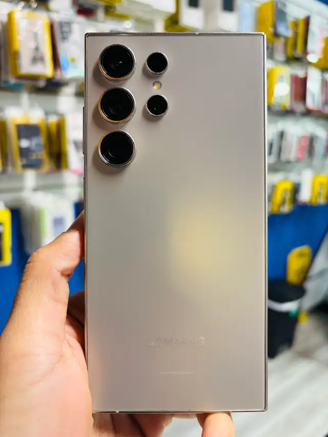 Samsung S24 Ultra 256gb (Store Warranty)