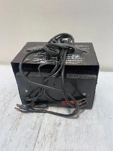 Marquette Bantam 12 Volt Battery Charger - Photo 2