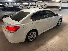 Subaru Legacy 2.5i Premium 2011 - Photo 2