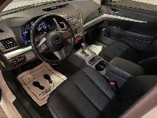 Subaru Legacy 2.5i Premium 2011 - Photo 6
