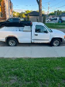 1500 GMC Sierra Used Truck - Photo 2