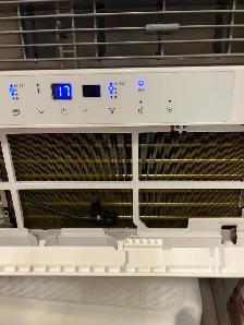 Smart wifi 8,000btu air conditioner, still new $200 - Photo 4